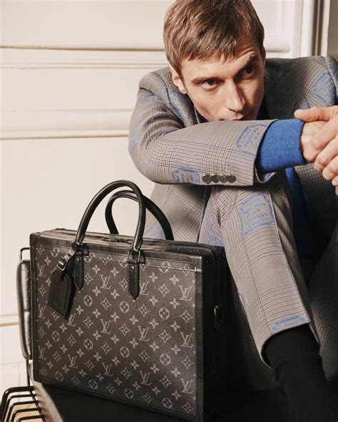 lv work|Louis Vuitton: Jobs .